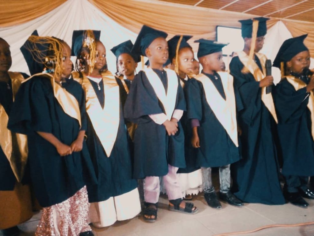 Basic 5 Graduands